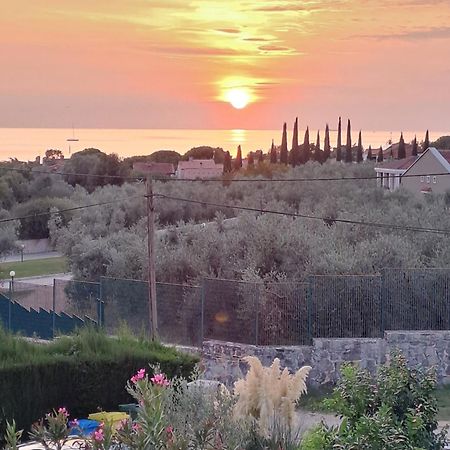 New Apartment Vivano V I D With Amazing View Zambratija  Exterior photo