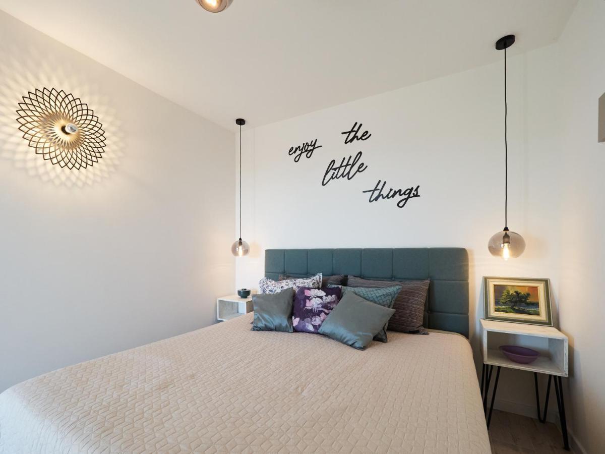 New Apartment Vivano V I D With Amazing View Zambratija  Exterior photo